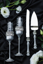 Load image into Gallery viewer, Gray wedding cake cutting set, wedding glasses for bride and groom