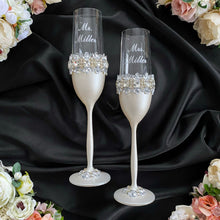 Load image into Gallery viewer, Silver wedding glasses for bride and groom, wedding cake server sets