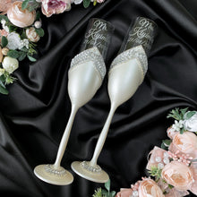 Load image into Gallery viewer, Silver wedding glasses for bride and groom, wedding cake cutting set, wedding plate and forks, unity candles