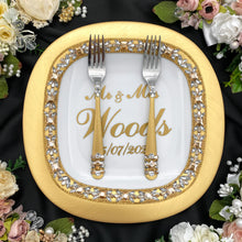 Load image into Gallery viewer, Gold wedding glasses, cake serving set