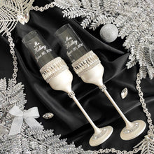 Load image into Gallery viewer, Silver wedding cake cutting set, wedding glasses for bride and groom