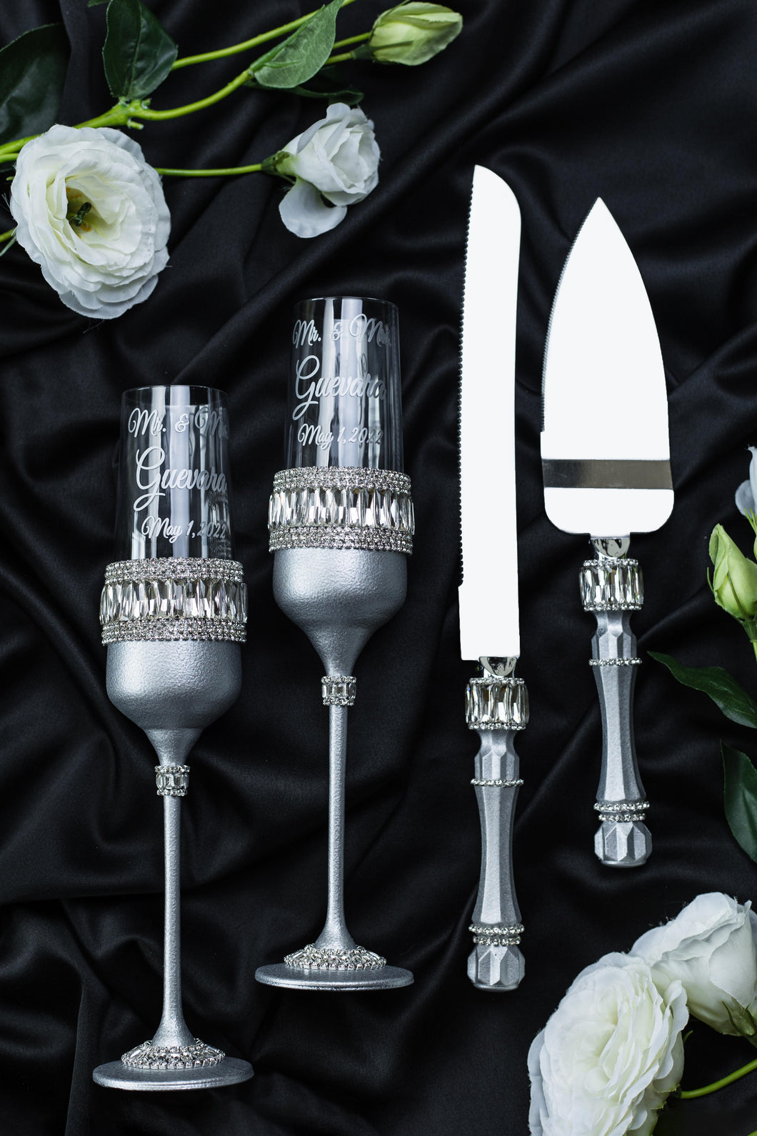 Gray wedding cake cutting set, wedding glasses for bride and groom