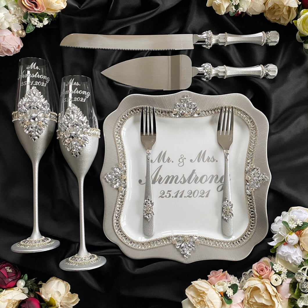 Gray wedding glasses for bride and groom, wedding cake server sets & cake plate